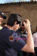 Shahrukh Khan promotes My Name is Khan in Fun Republic on 20th Feb 2010 (20).JPG